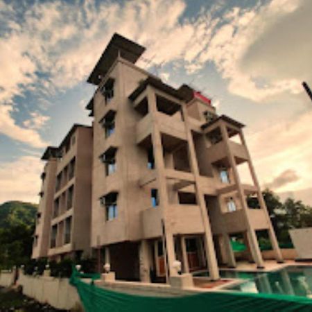 Janavi Resort Neral Luaran gambar